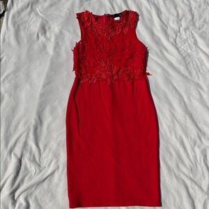 Chic Red Floral Midi Dress